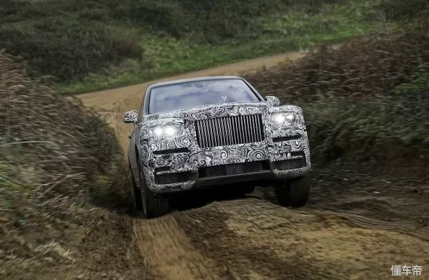 国内第一位迈巴赫车主,中国第一辆迈巴赫是谁买的