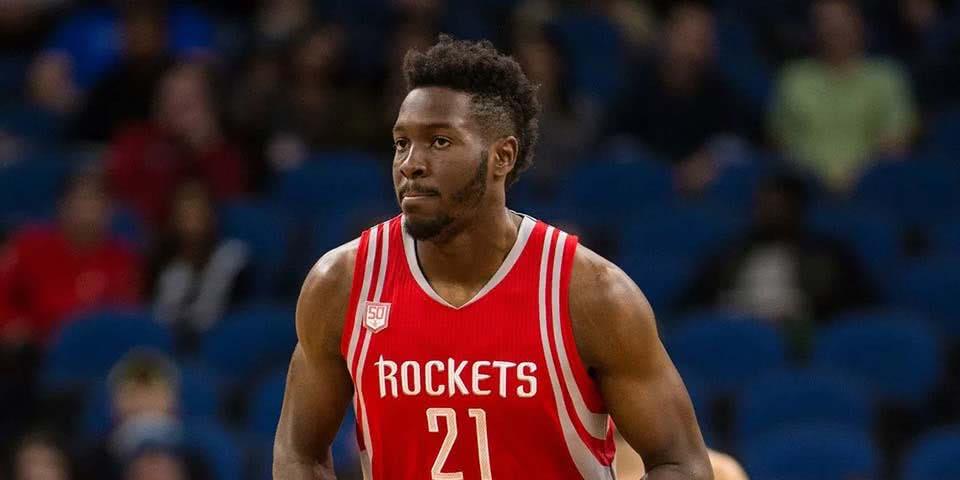 周琦会被淘汰吗,周琦火箭队表现糟糕时刻