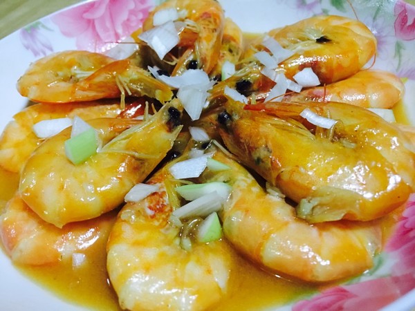 往虾里面加这个,挑食的孩子一下子吃了两碗米饭,一出锅就抢光