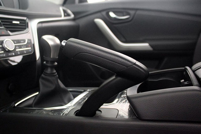 新款宝马x6有无钥匙进入吗,宝马x6无钥匙进入模块在哪