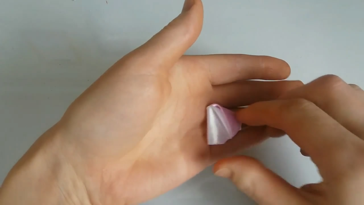 丝带发卡制作diy新年,手工丝带发卡制作教程蝴蝶结