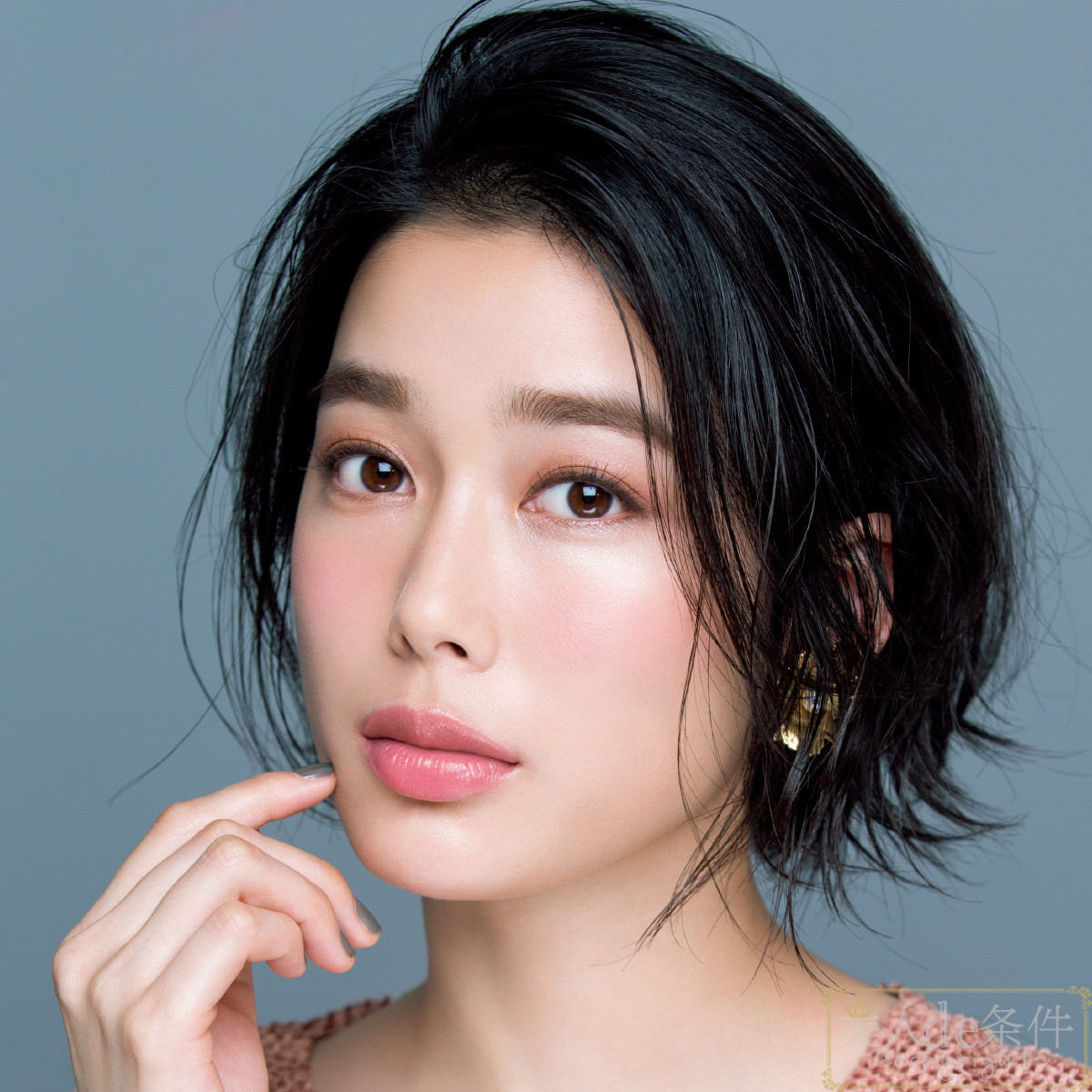 早知道化妆就能解决这些五官问题，我就不去挨那两刀了