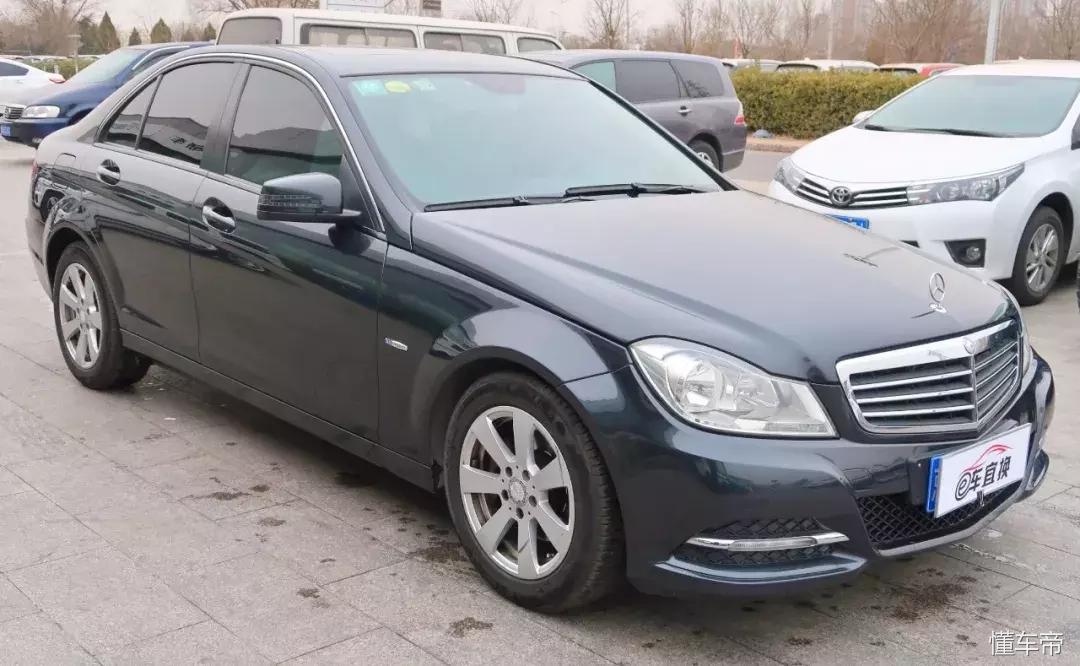 奔驰c级260l2022款,最强奔驰大型suv