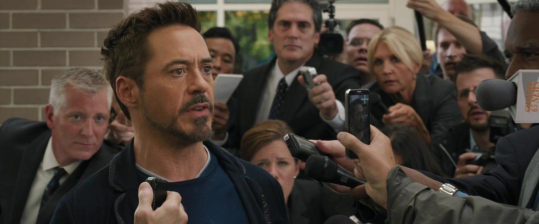 聊天用QQ早餐喝伊利这就是好莱坞大片啊