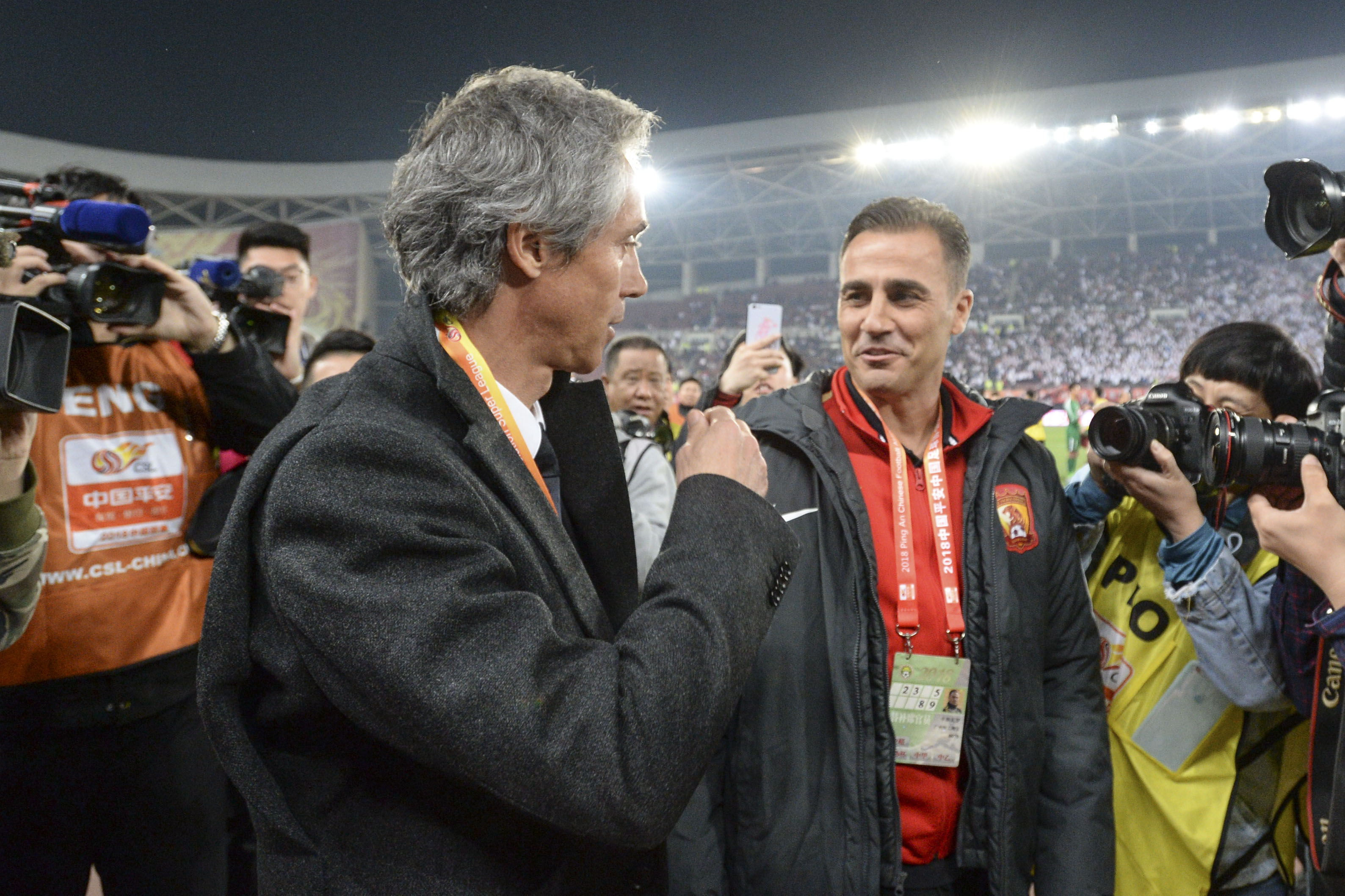 面对前任权健难展笑颜海体多打一人却一球落败