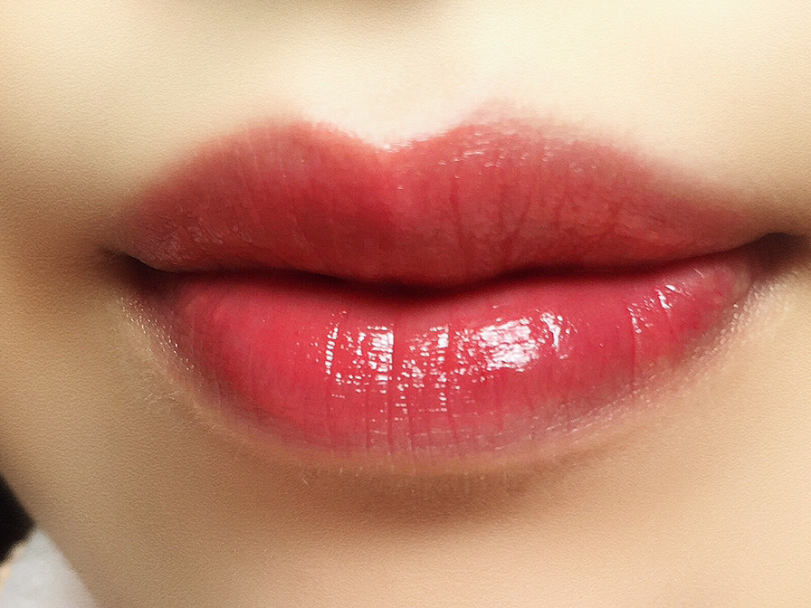 唇色深更适合ysl圆管12还是46,ysl细管21号色黄黑皮试色