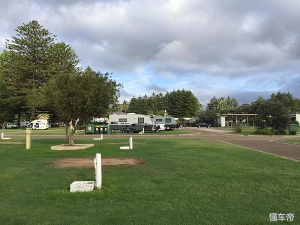 房车自驾游各国的真实生活,自驾环游世界的房车有多漂亮