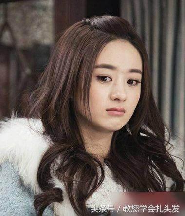 穿长牛仔裙怎么扎头发好看甜美,气质中长发发型女生怎么扎