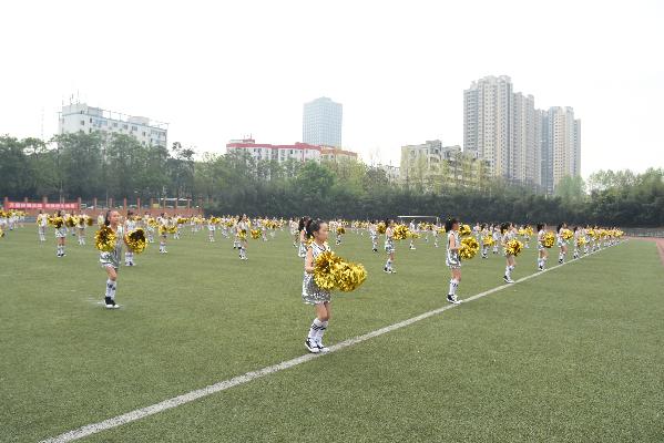 重庆两江新区2024中小学足球联赛,2023两江新区校园足球开幕式