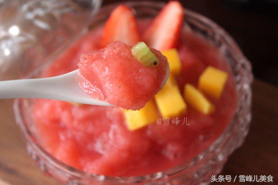 教你在家轻松自制沙冰,怎么做沙冰简单又漂亮