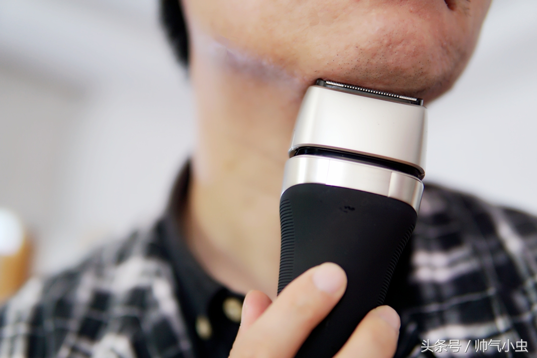 小米众筹刀多功能刀,安来精钢刀头好用吗