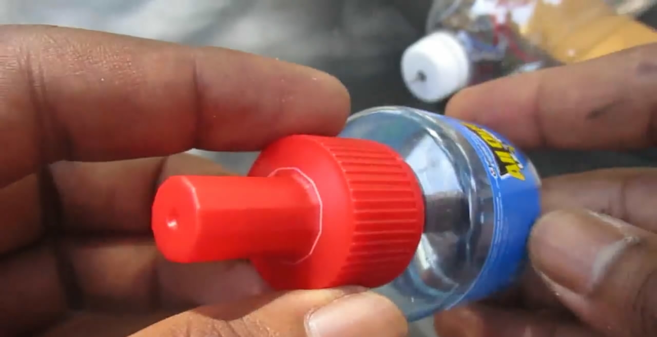 单桨飞机手工制作,用瓶子怎么做微型飞机