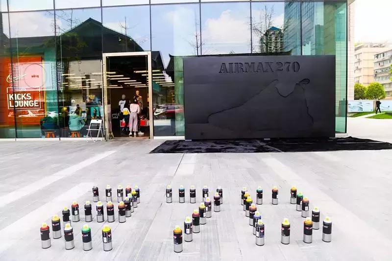 劲话论第四期丨成都sneaker都表白的耐克新鞋，自带增高效果？