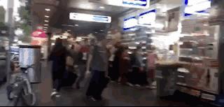 天没亮就来排队,天没亮就出门排队