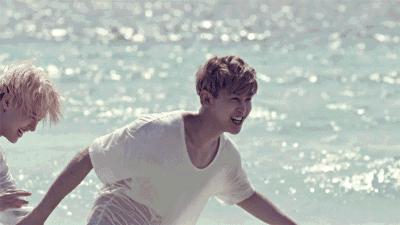 期待来云南的第一个泼水节,欢迎朋友们来云南泼水节