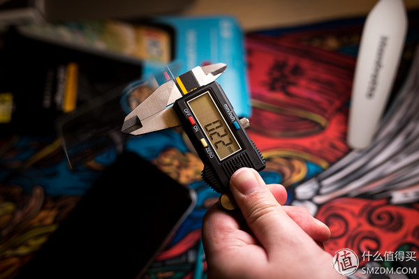 iphone手机一般推荐什么钢化膜,iphone手机原装膜好还是钢化膜好