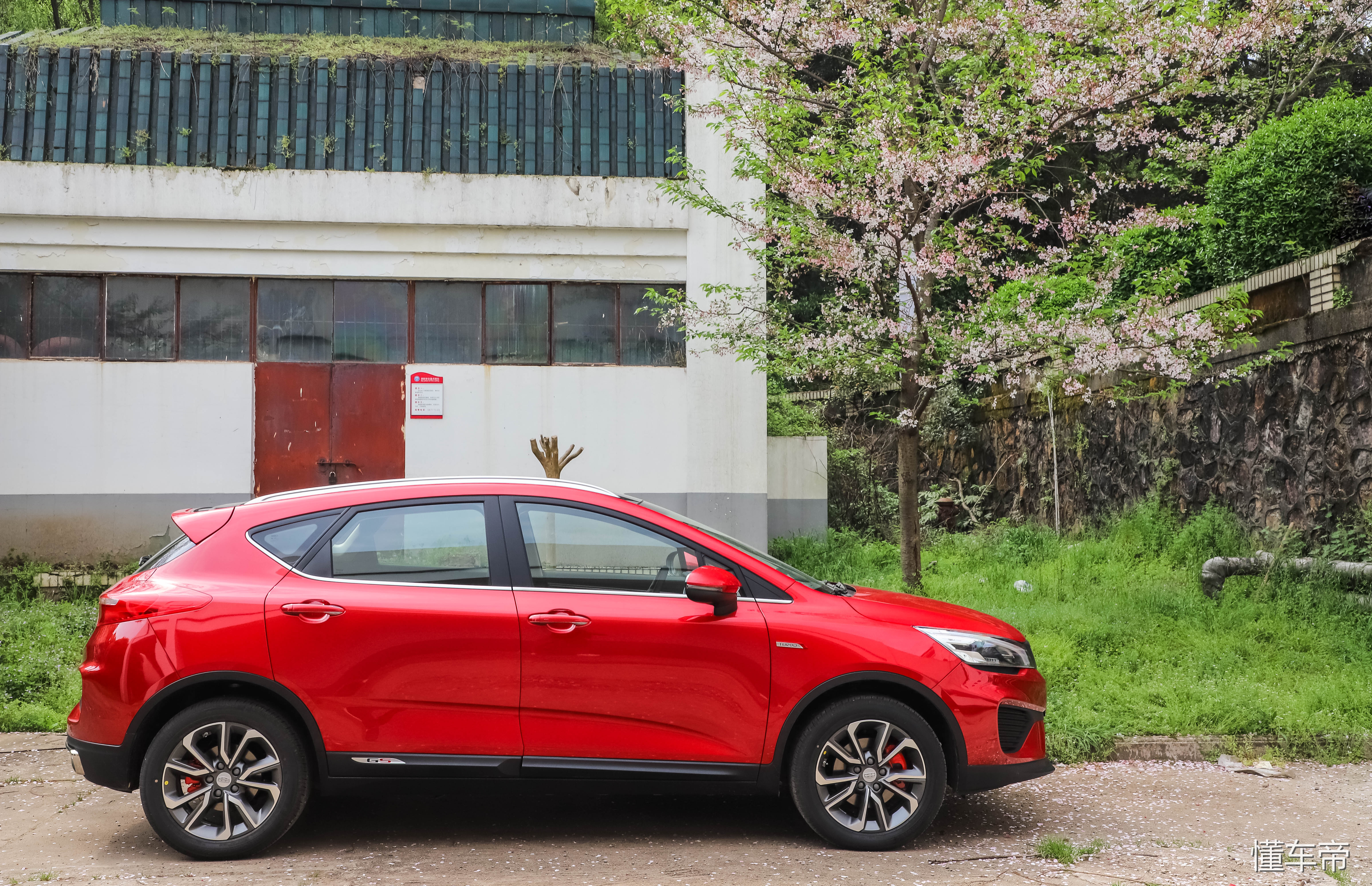 2018年帝豪gs有什么配置,2018款帝豪gs长什么样