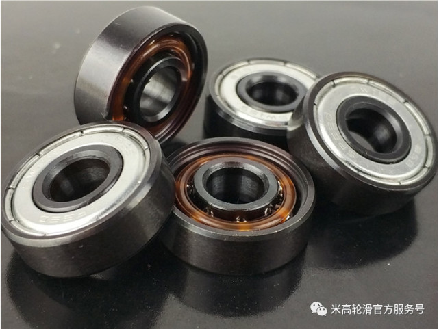 米高轮滑鞋和迈古轮滑鞋哪个好,乐秀和米高轮滑鞋哪个性价比高