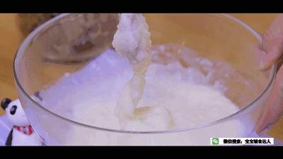 给孩子吃淡奶油,给小孩子吃奶油