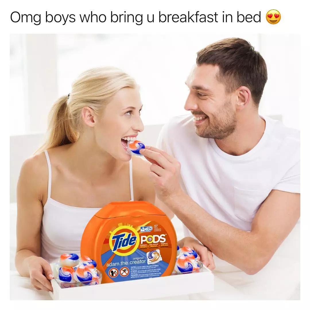 网上竟流行这个变态“挑战”：安全套从鼻子吸进去，从嘴巴拉出来