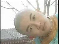 女朋友买200多块钱口红,女朋友买200多的口红