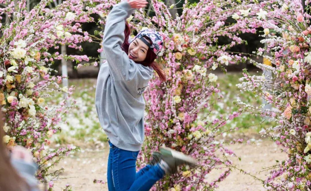 花艺设计师可以转行做什么,花艺设计每天都需要做些什么事情