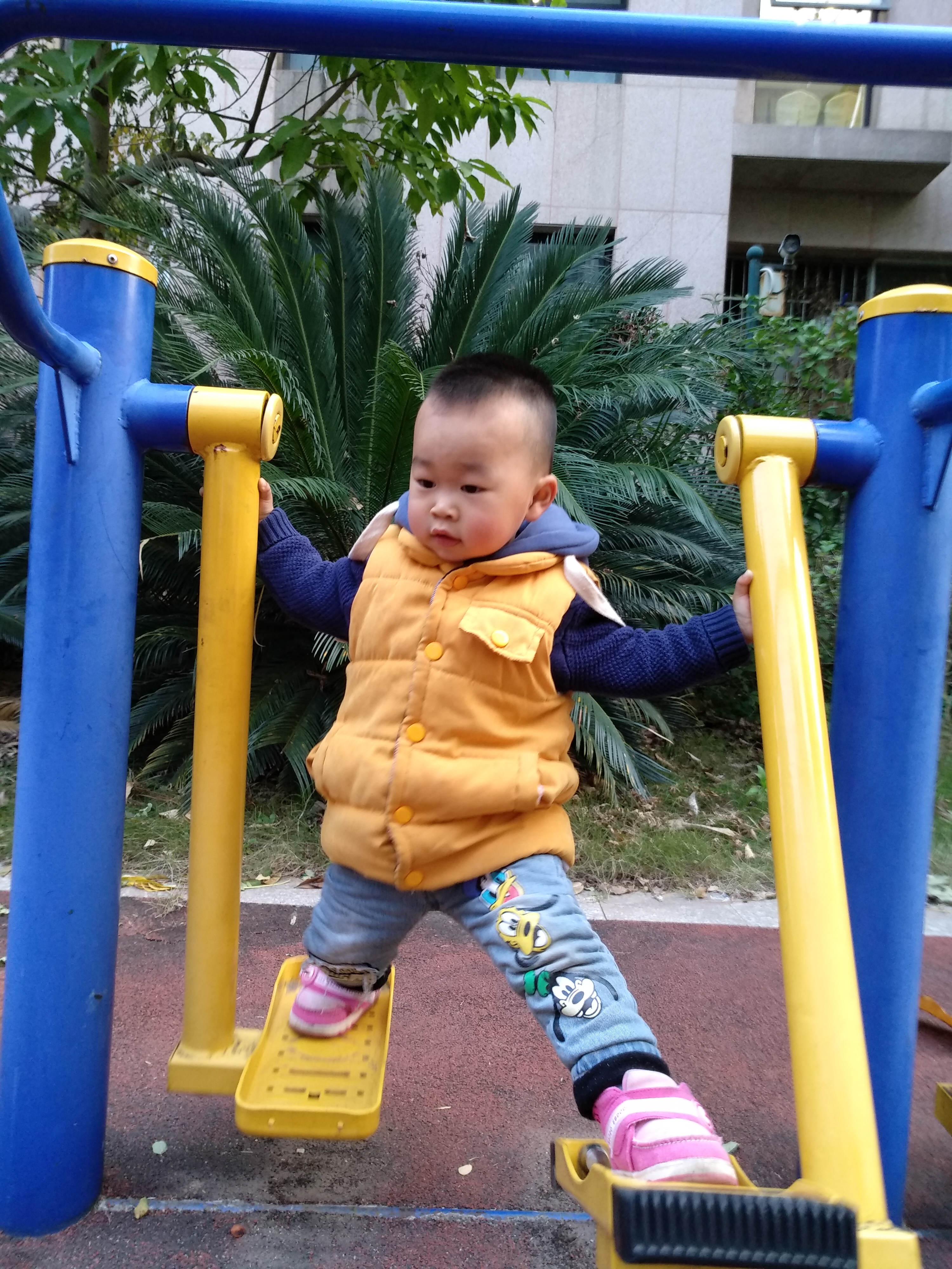 心理专家李玫瑾孩子爱哭闹不沟通,让孩子学会承受挫折和失败李玫瑾