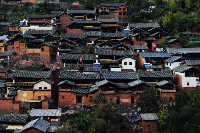 中国四月好去处，城市这块“肥肉”吃腻，诺邓走走胜过小菜清汤