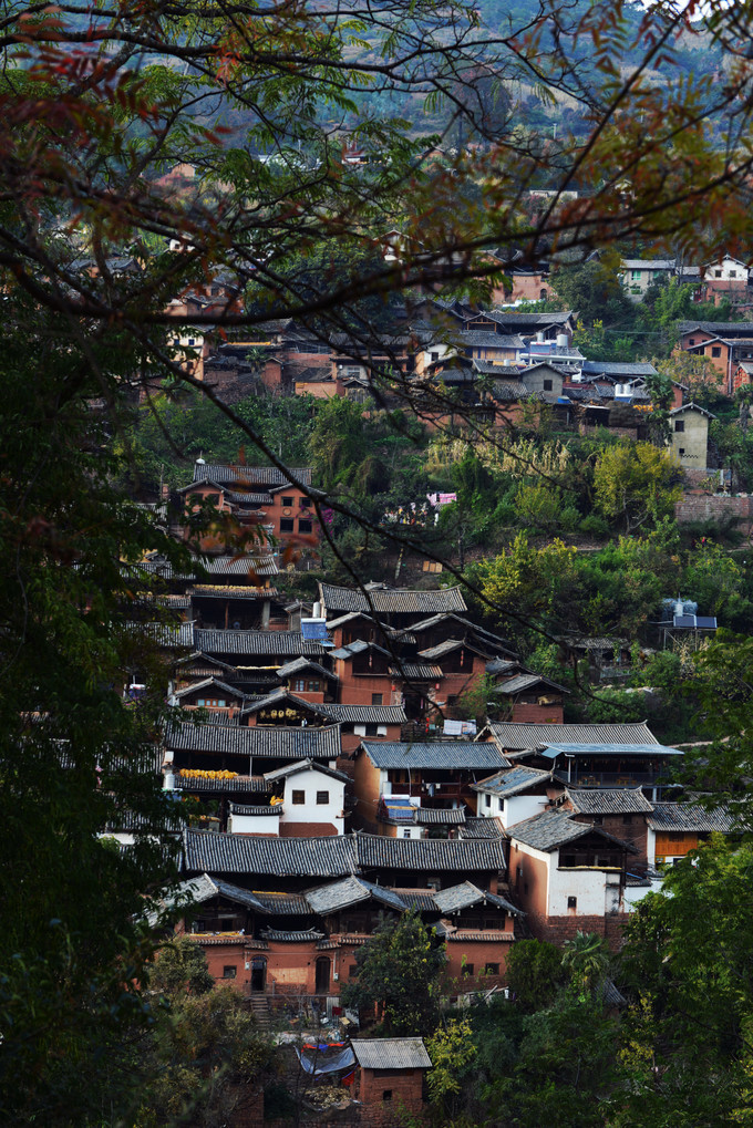中国四月好去处，城市这块“肥肉”吃腻，诺邓走走胜过小菜清汤