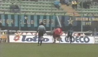 足球史上最精彩的倒勾,足球盘点2019疯狂的凌空射门集锦