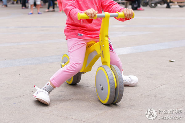 700Bike+小米生态链，高颜值和高性价比的柒小佰变形儿童车