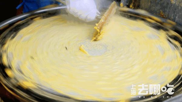 称霸徐汇5年的神级煎饼摊，学生*党**可以免排队！