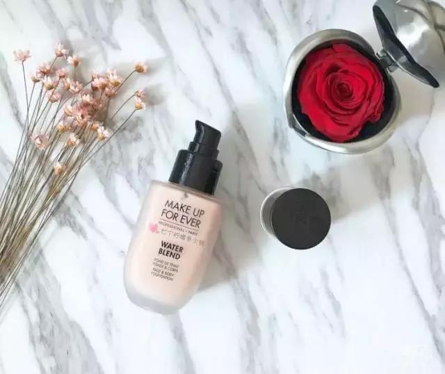 干皮怎么选择适合自己的粉底,干皮出门一天用哪一款粉底