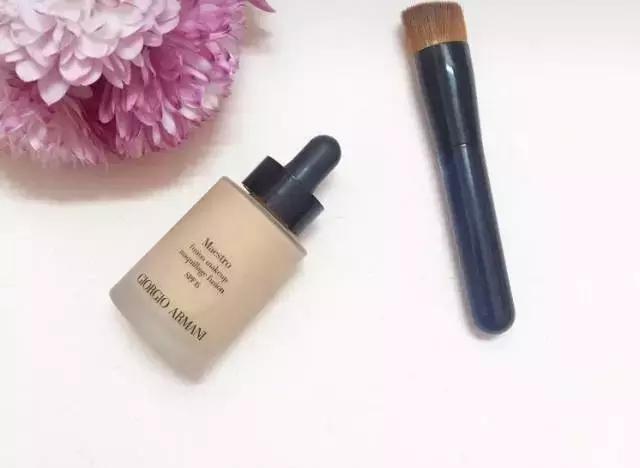 干皮怎么选择适合自己的粉底,干皮出门一天用哪一款粉底