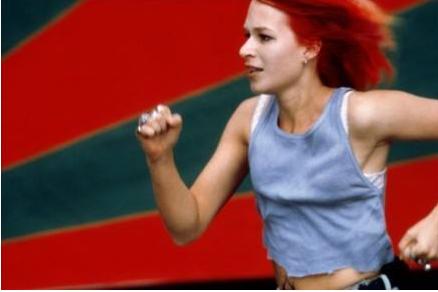 工具是人类”器官“的延伸，它使人有了更强大控制物质世界的能力