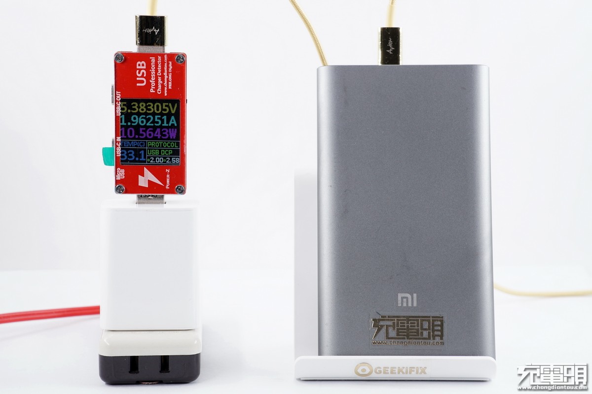 魅族充电器二换一,魅族原装充电器拆解