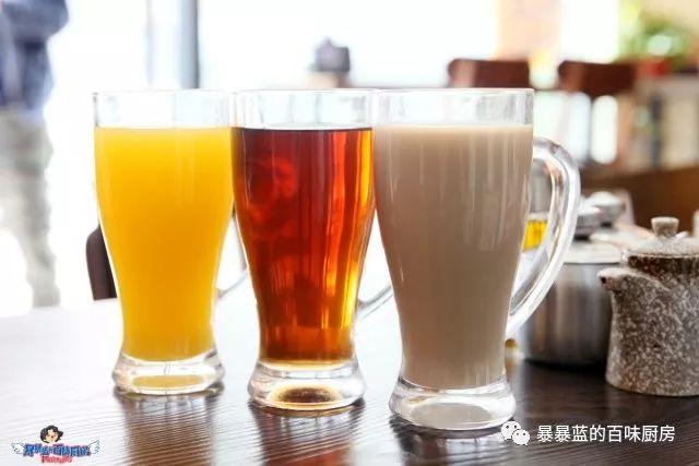 这家店用六星级面粉做凉皮配东北鸡架爆好吃,一般人还不让加盟…