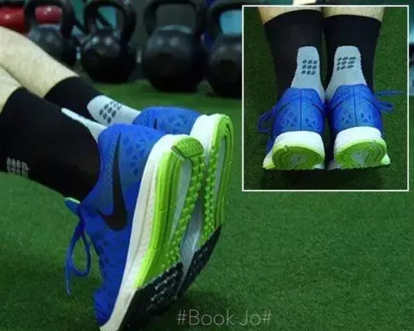 俯卧撑减肥作用大吗,平板支撑和俯卧撑哪个减肥效果好