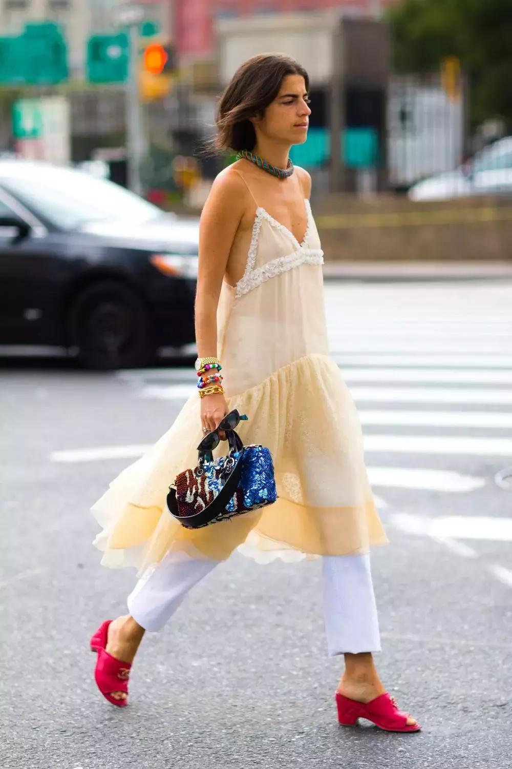 吊带怎样穿才好看,吊带怎么穿好看又显身材