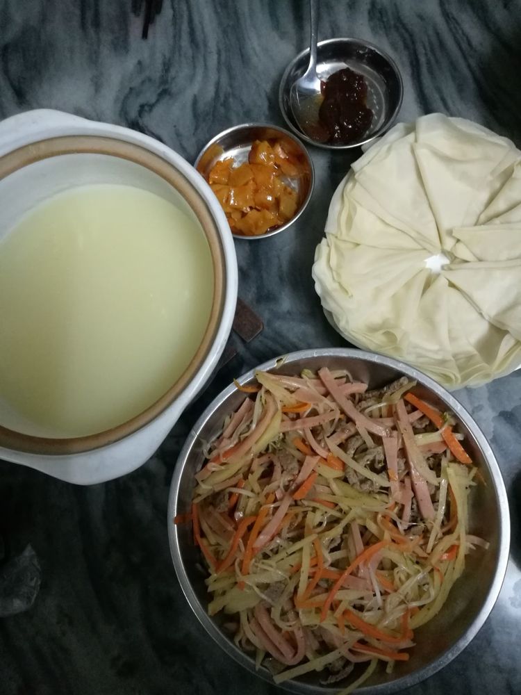 薄饼机春饼皮的制作方法和配料,饺子皮做春饼皮的制作方法