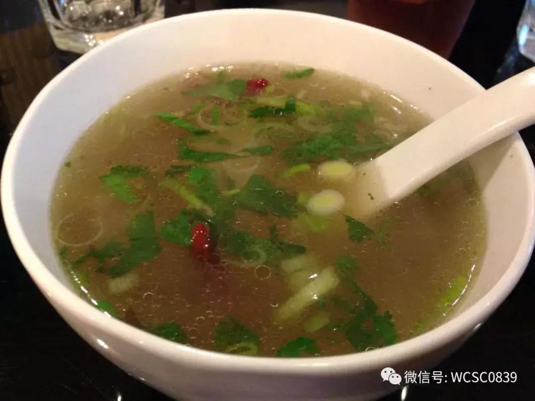 兰州拉面青椒牛肉盖浇面的做法,牛肉汤面重庆小面汤料配方