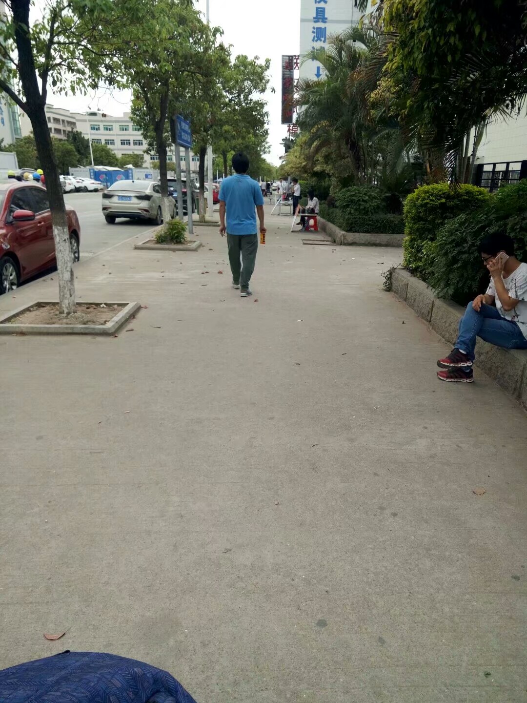 东莞长安镇有哪些工厂招聘,东莞长安工厂招工最新视频