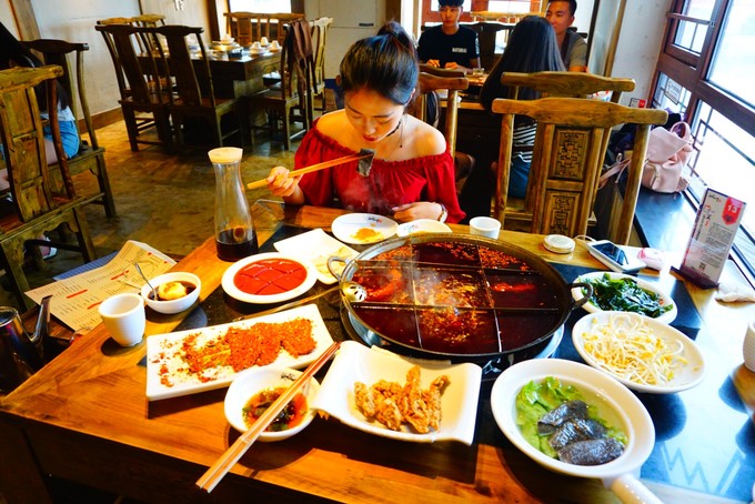 东北妹子教你怎么吃,重庆妹子的饮食