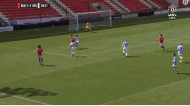 曼联U18完胜曼城夺冠，从12连败成功逆袭！一周三德比曼联赢两场