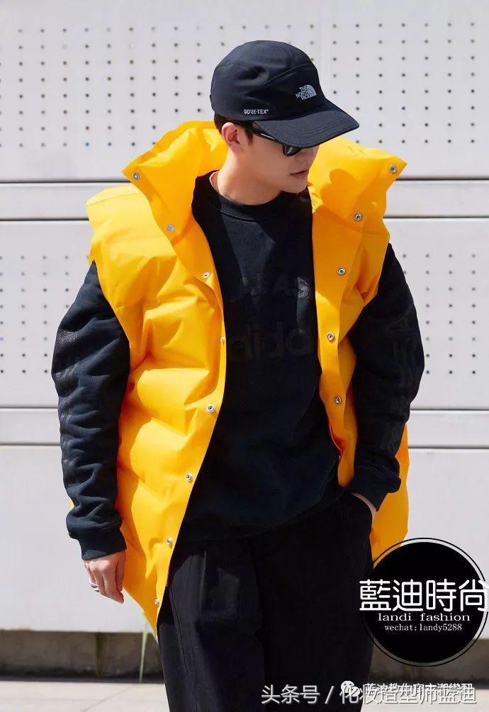 郑恺易烊千玺同款衣服,鹿晗易烊千玺郑恺