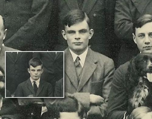 苹果logo纪念哪个科学家,iphonelogo为什么会被记住