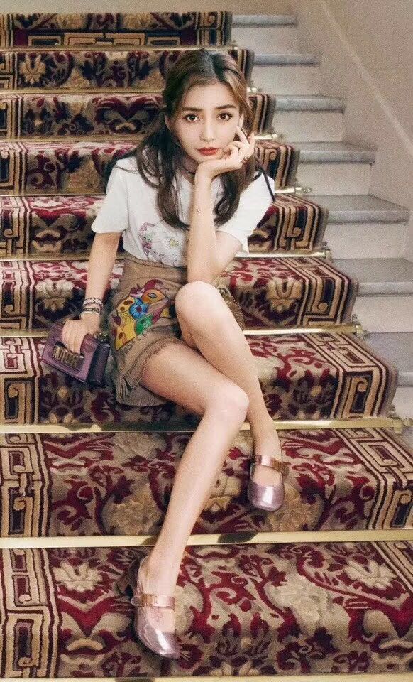 插画物语！描绘那个充满个性的世界！Baby同款女士T恤