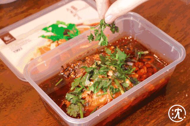 马云爸爸去买都吃不上的超火成都廖记棒棒鸡，终于开了到大杭州~