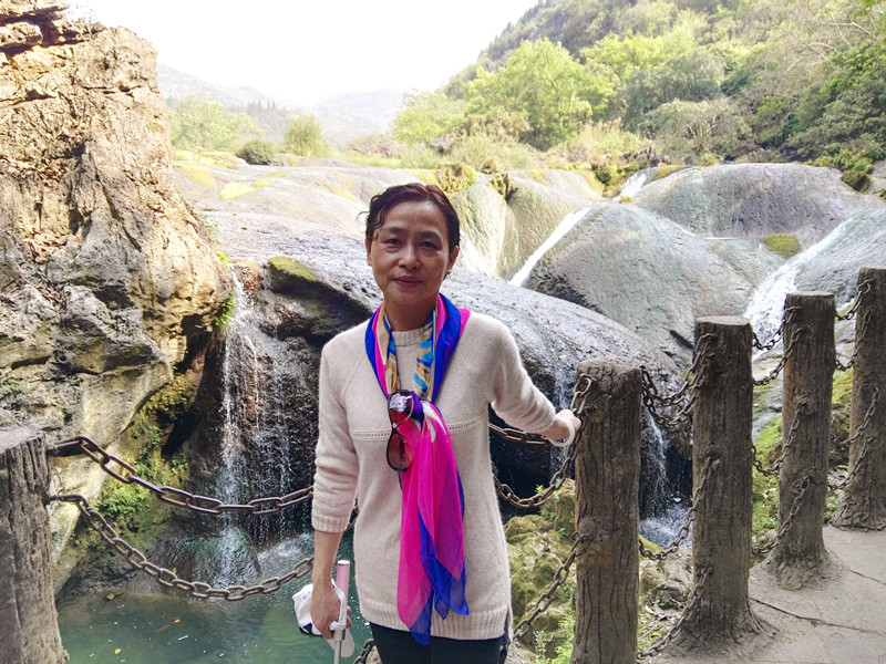 黄果树壮丽加天星桥精致繁复再加上陡坡塘的清雅成就完美布局