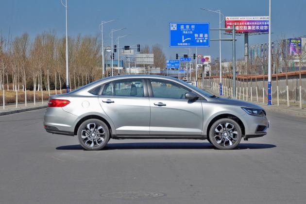 一汽骏派a502019款,18年骏派a50手动挡豪华版怎样